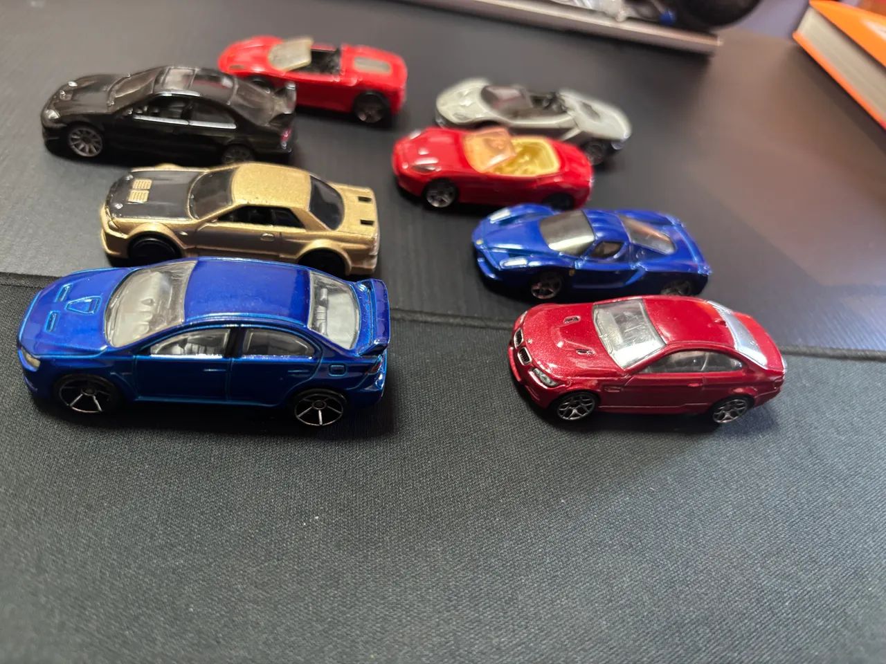 Kit com 8 Hotwheels de coleção  - Foto 3