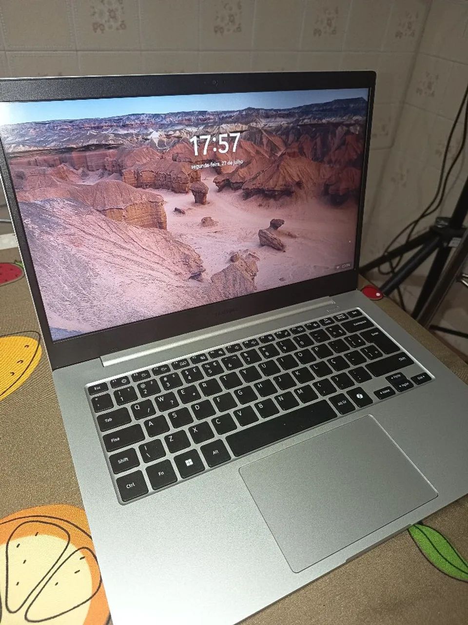 Notebook Samsung Galaxy Book Go 128gb, produto novo comprei em Julho