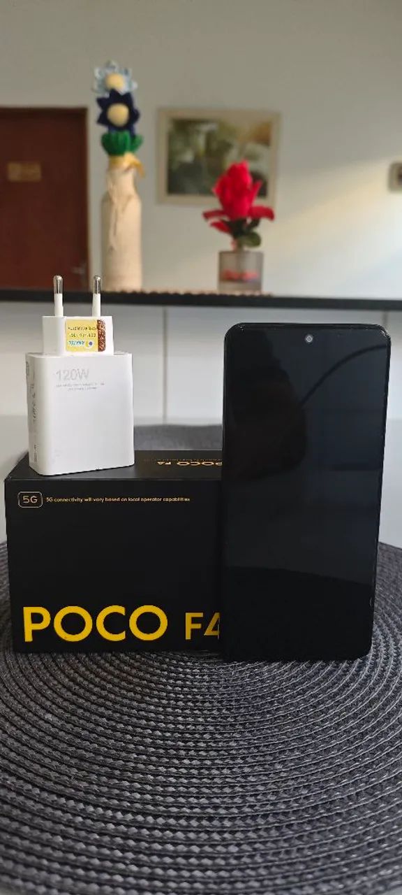 Vendo Celular - POCO F4 - Foto 3