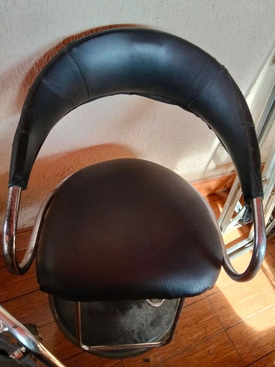 Vende essa cadeira hidráulica  - Foto 2