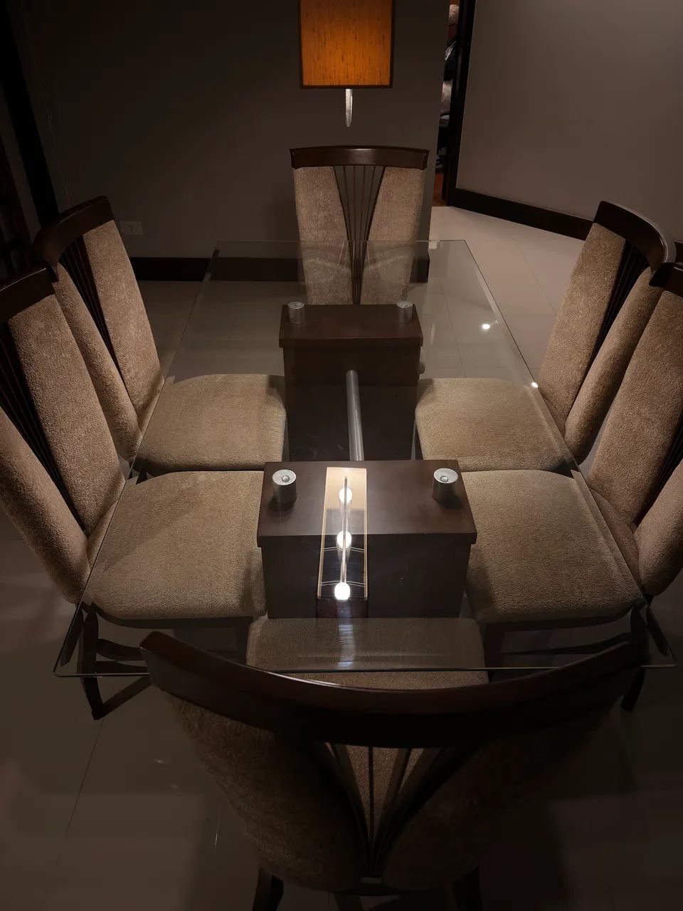 Jogo de mesa 6 lugares PERFEITO - Foto 3