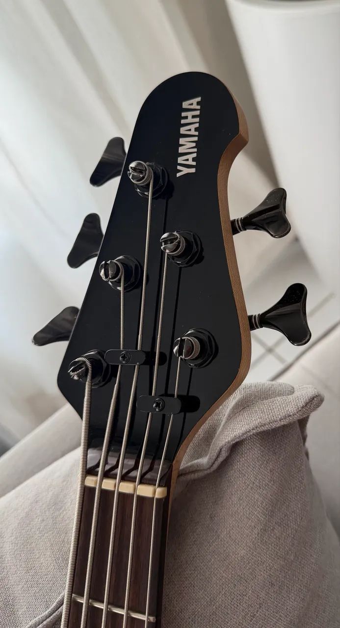 Baixo Yamaha BB605 up black  - Foto 4