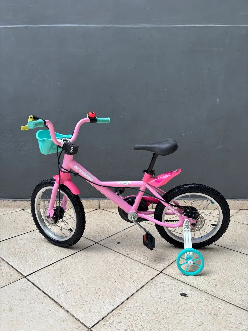 Bicicleta infantil menina aro 16 - Foto 3