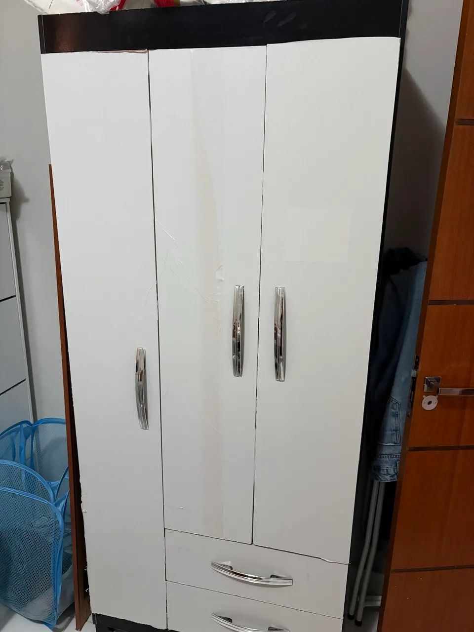 Guarda roupa solteiro 
