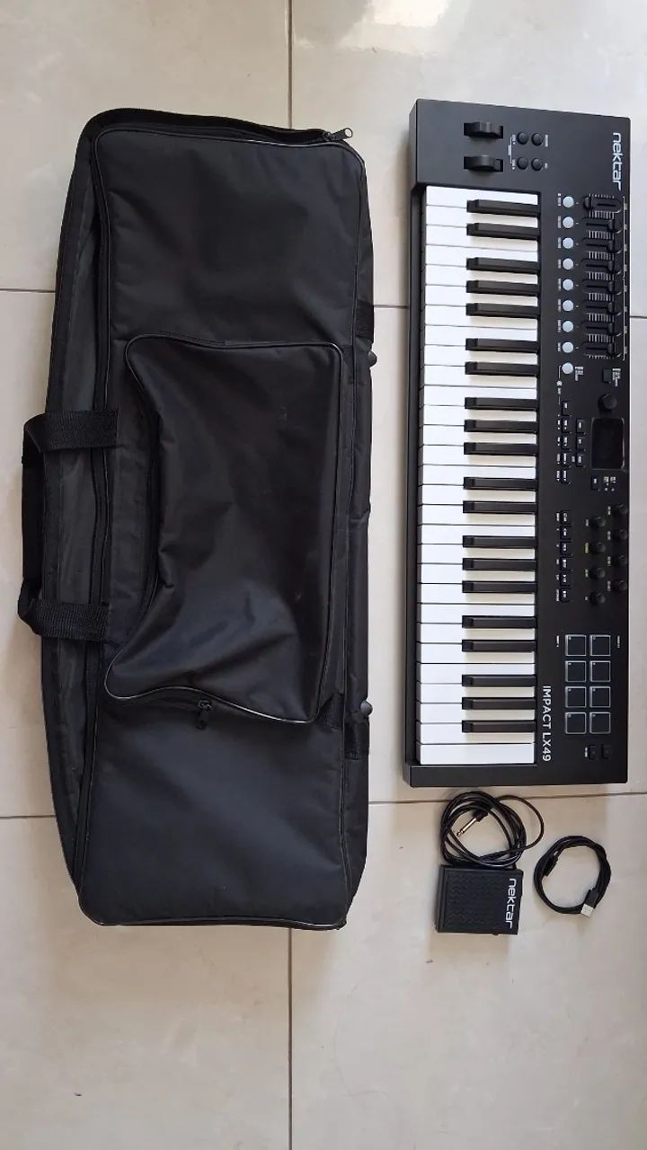 CONTROLADOR MIDI NEKTAR IMPACT LX49+ - Instrumentos musicais
