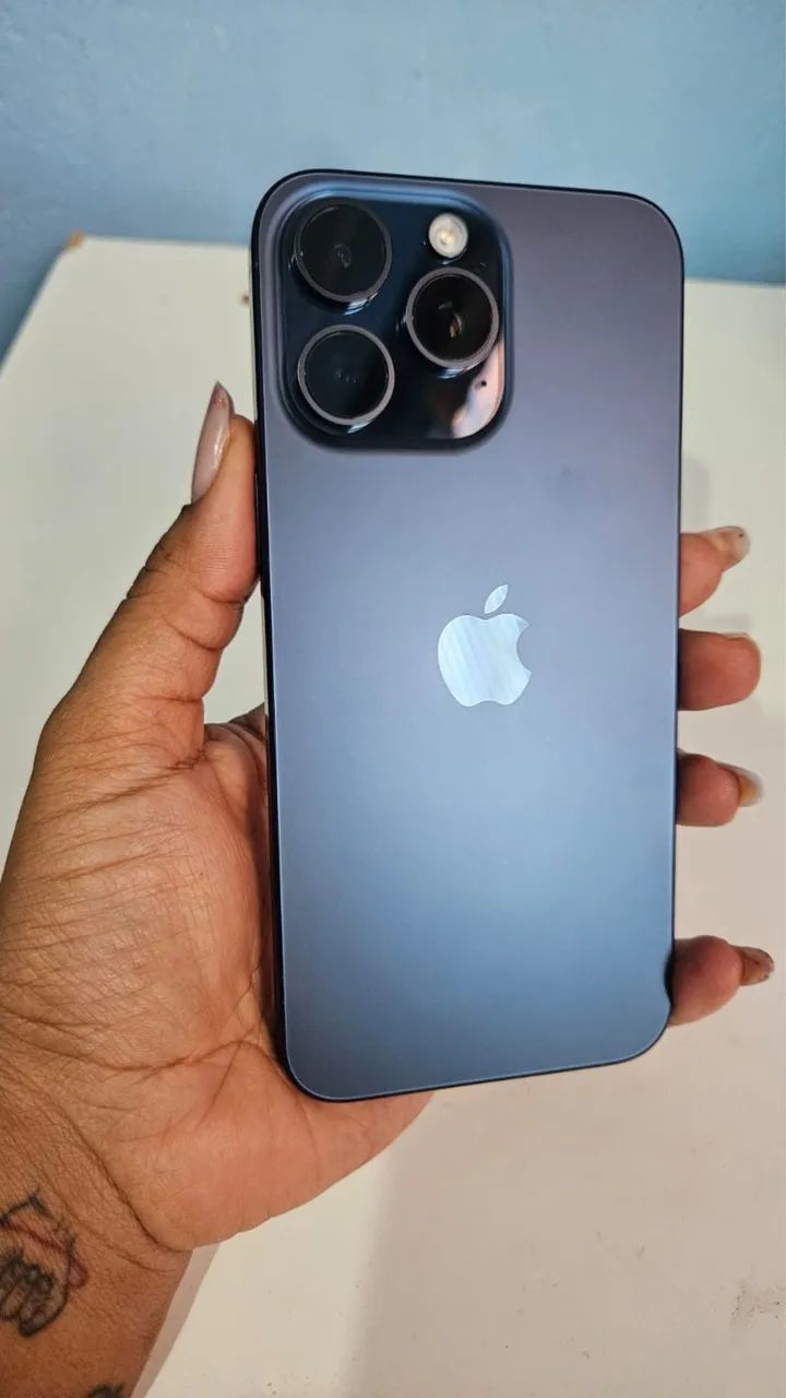iPhone 15 pro Max - Foto 2