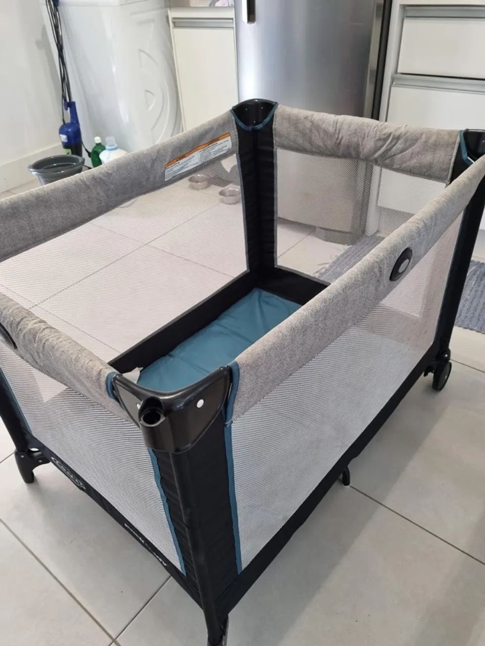 Berço móvel ou cercadinho graco 