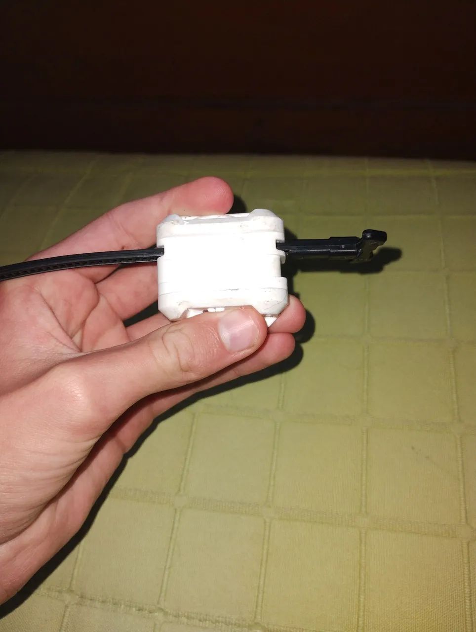 Beyblade x claw Leon com lançador  - Foto 4