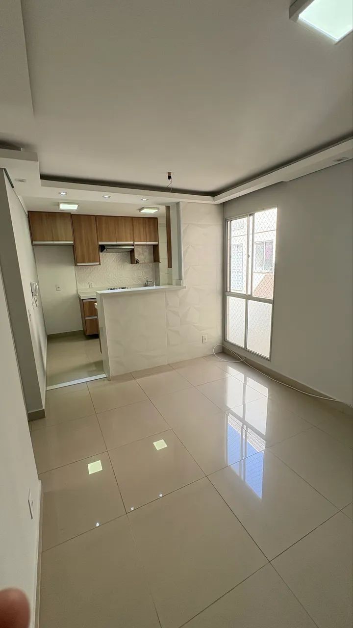 APARTAMENTO MOBILIADO COM 2 GARAGENS 