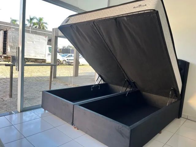 Cama Box Queen Size Com Baú Molas Ensacadas e Pillow Top Gel Modelo Hellen, Peça Nova! - Foto 2