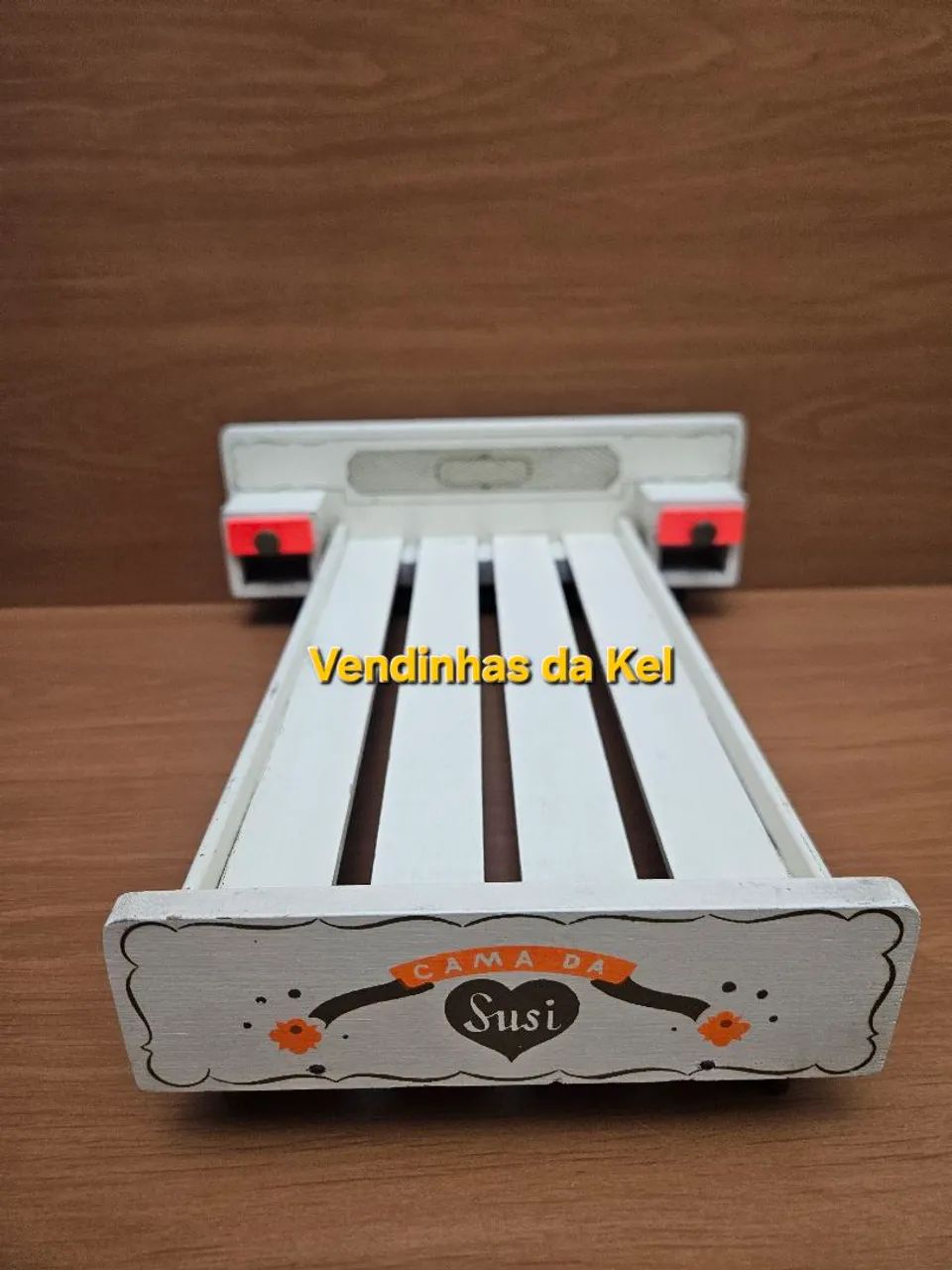 Cama de Boneca Susi antiga