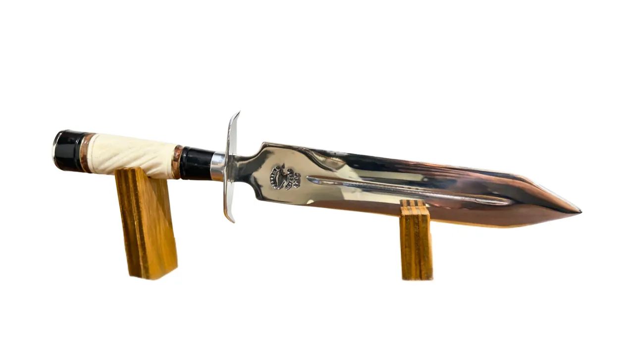 Faca Punhal Adaga Com Duplo Fio