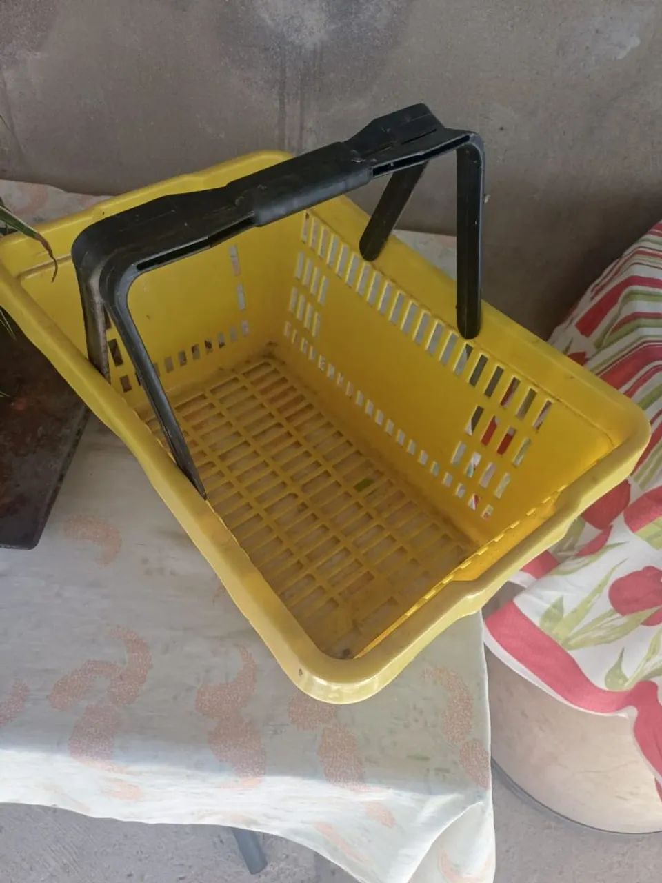 Cestas PVC semi novas 