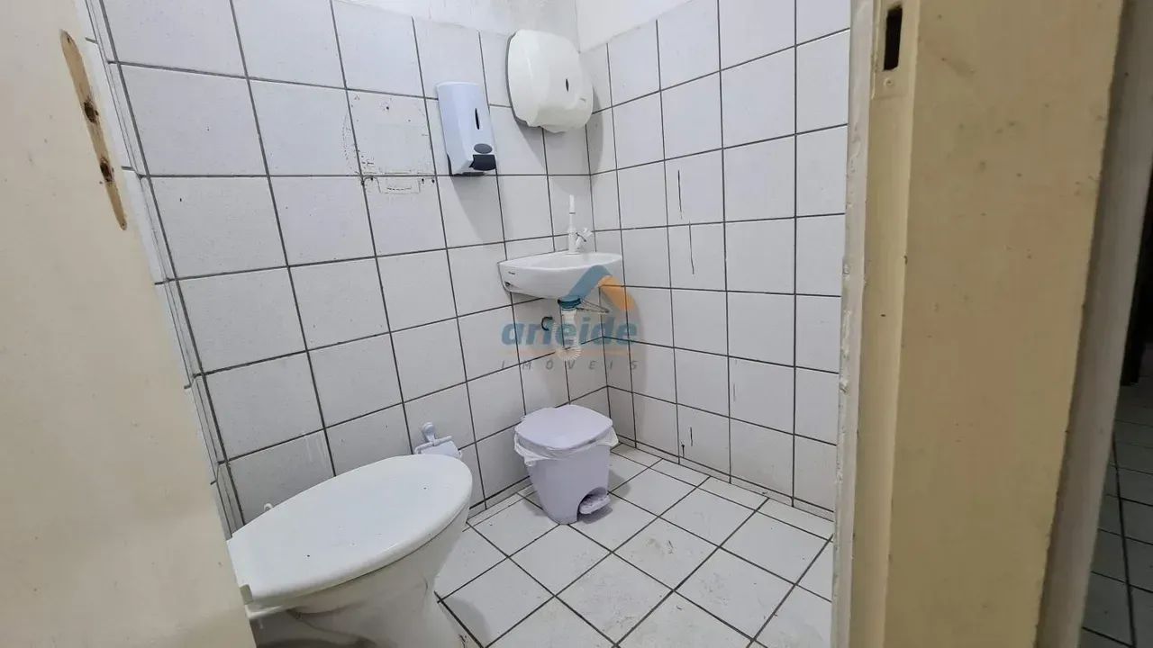 Imóvel para aluguel possui 252 metros quadrados em Serraria - Maceió - AL - Foto 4