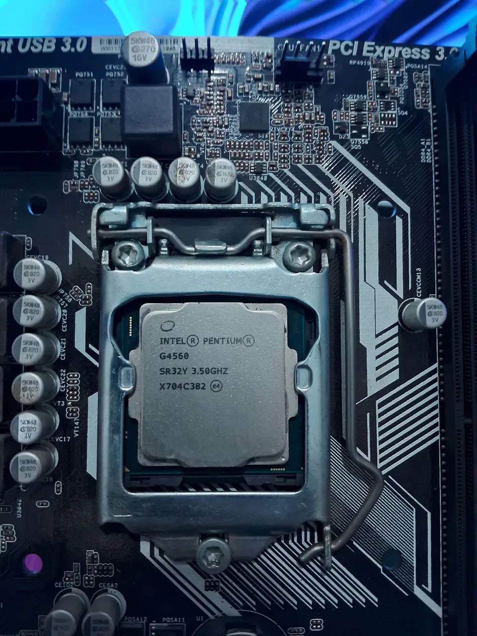 KIT PLACA-MÃE ASRock H110M-HG4 + Pentium G4560 + Cooler Intel - Foto 3