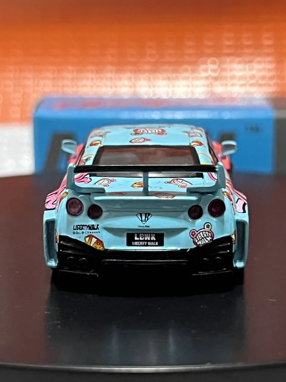 Mini GT Nissan GT-R R35 LBWK Liberty Walk 1:64 - Peças e