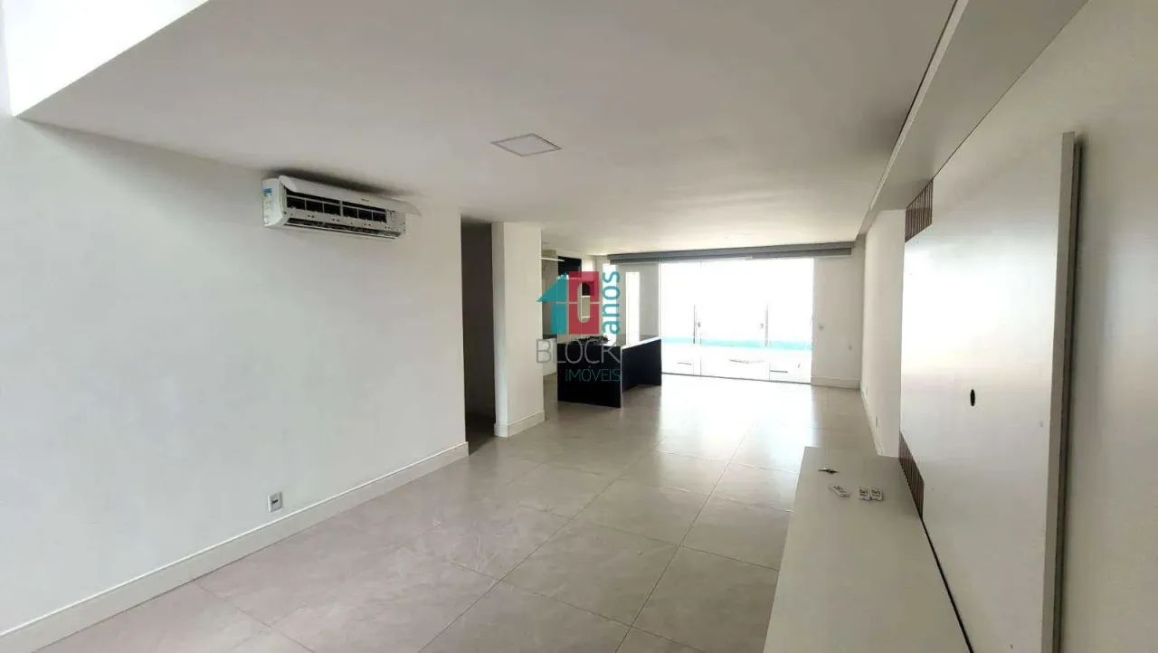 Recreio dos Bandeirantes | Casa de Condomínio 4 quartos, sendo 4 suites