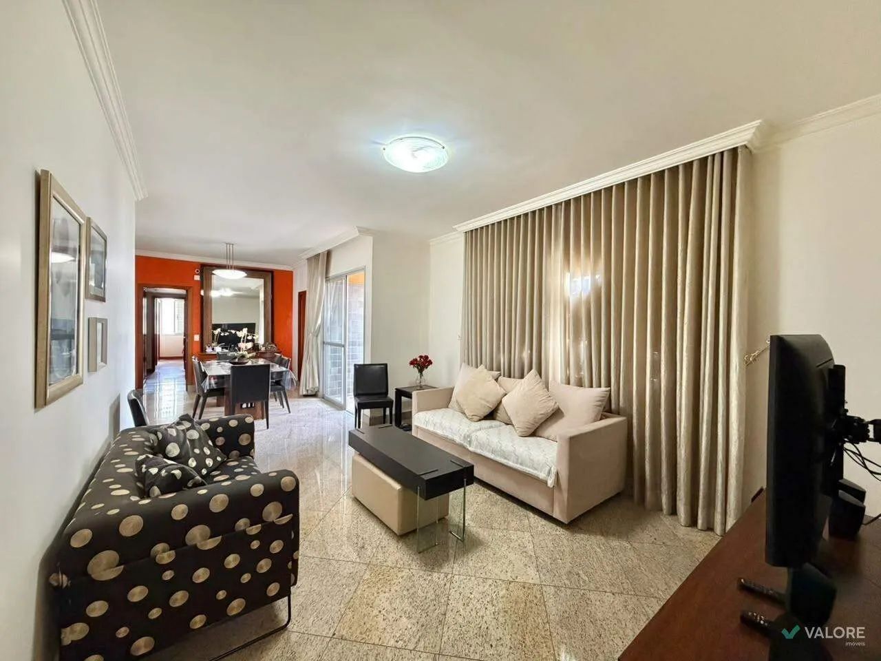 Apartamento 4 quartos  Funcionários
