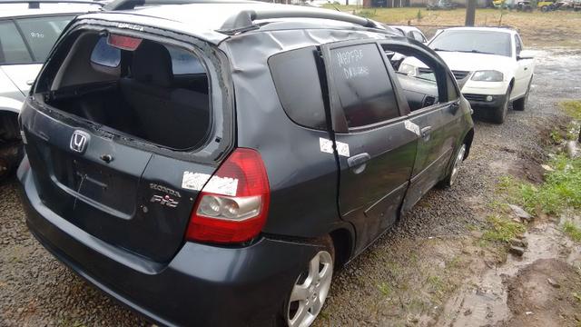 Honda Fit 1.4 Manual Gasolina 2005 - vendido em peças - Foto 3