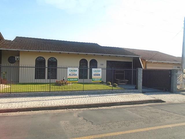 Casa para alugar com 3 dormitórios em Guanabara, Joinville cod:15027