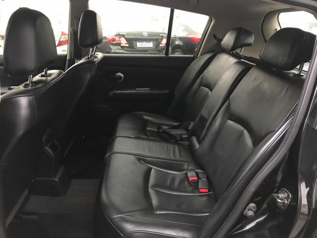 Nissan Tiida 1.8 Mec. SL Teto Solar 2010/2011 Impecável - Foto 7