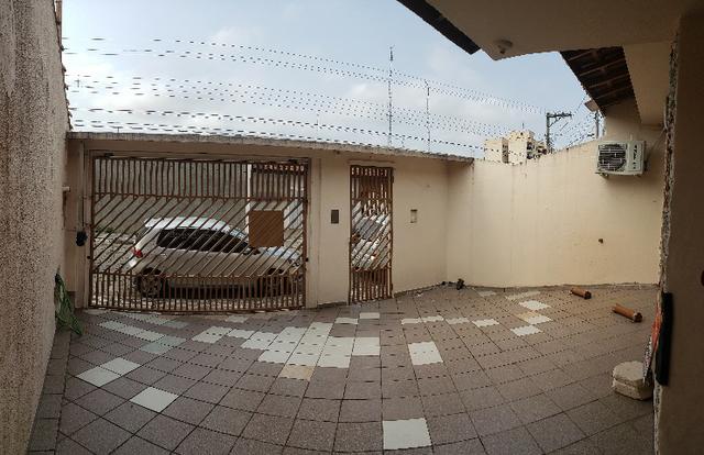 Casa Térrea em ótima localização no centro - Foto 18