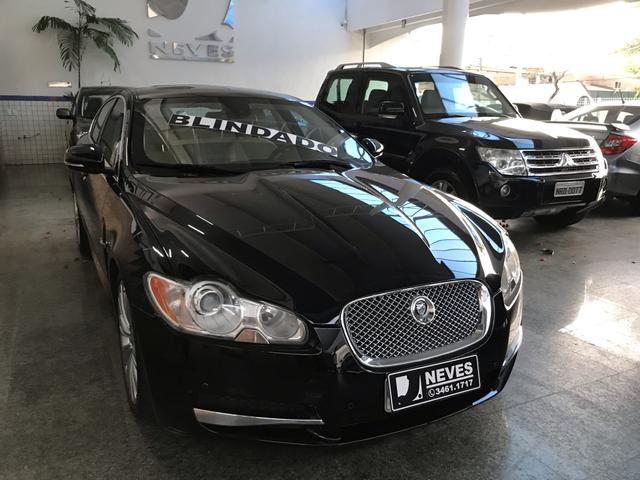 Jaguar XF Luxury V6 11/11 BLINDADO