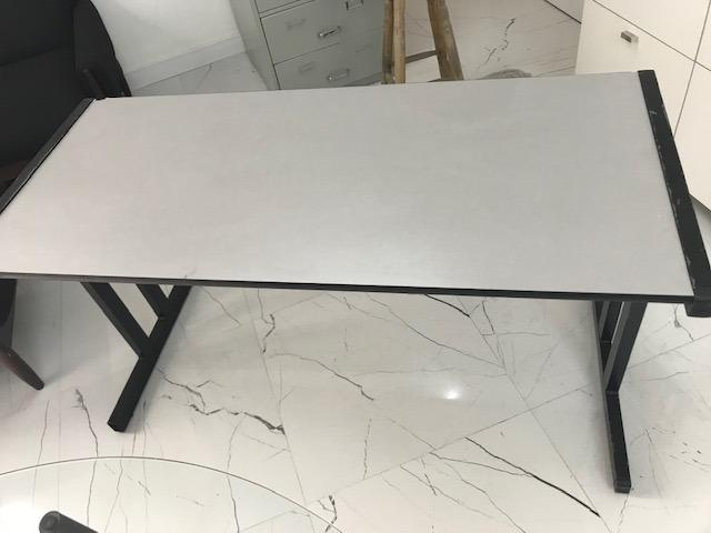 Mesa de Escritorio