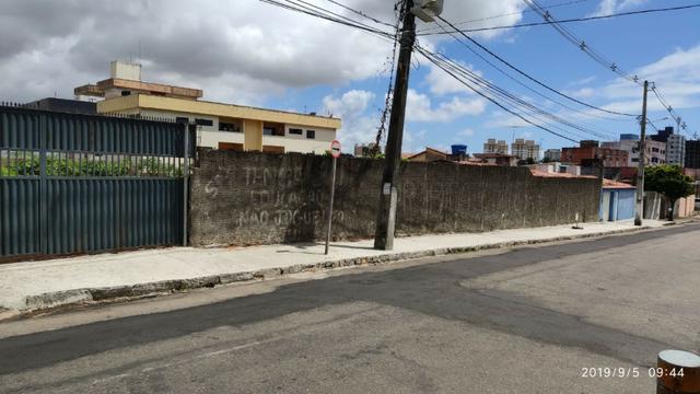 Alugo - Terreno - 35x40 - 1400m² - prox Maria Lacerda Montenegro - Foto 2