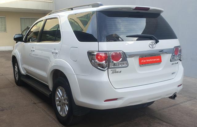 Hilux SW4 SRV D4-D tb 4x4 13/13 - Foto 4
