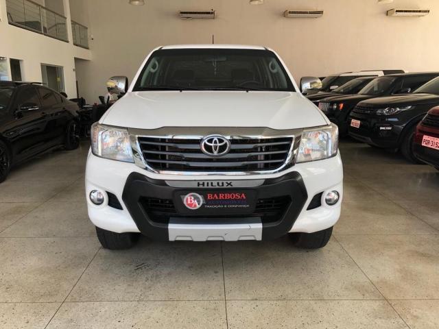 TOYOTA HILUX 2013/2014 2.7 SR 4X2 CD 16V FLEX 4P AUTOMÁTICO - Foto 2