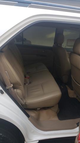 Hilux SW4 SRV D4-D tb 4x4 13/13 - Foto 15