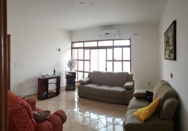 Casa Térrea em ótima localização no centro