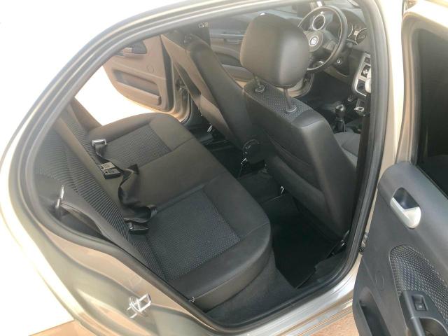 Voyage 1.0 2016 - Ent.5000 Completo - 2015 - Foto 4