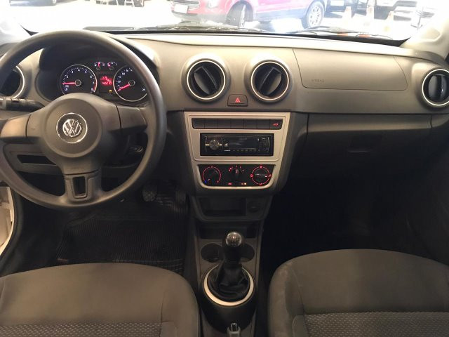 Volkswagen Voyage 1.6 MSI - Foto 6
