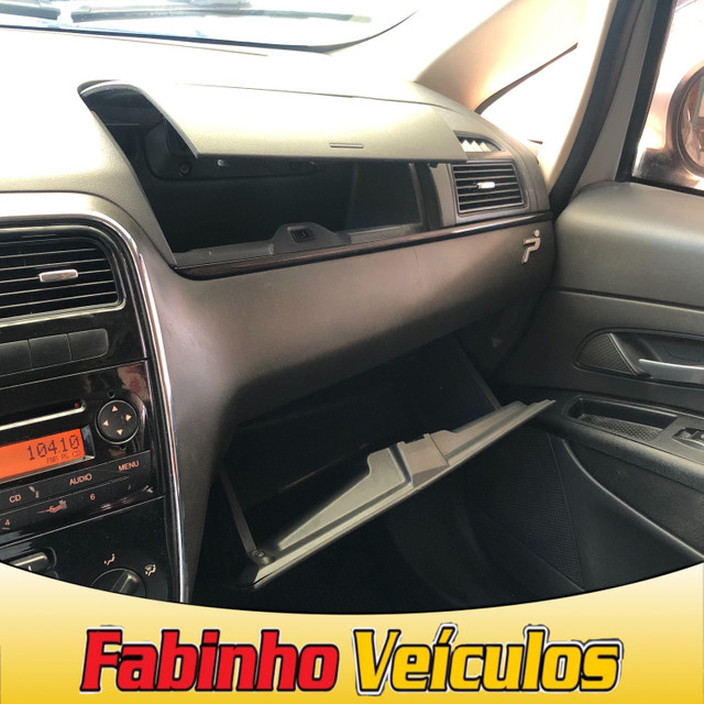 Fiat Punto 2010 - Foto 5