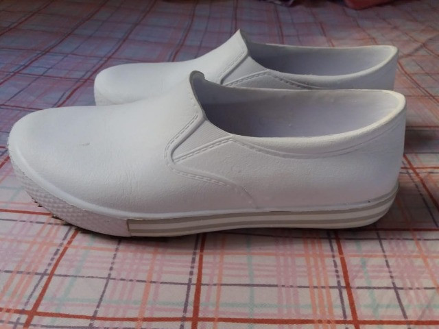 sapato impermeável enfermagem