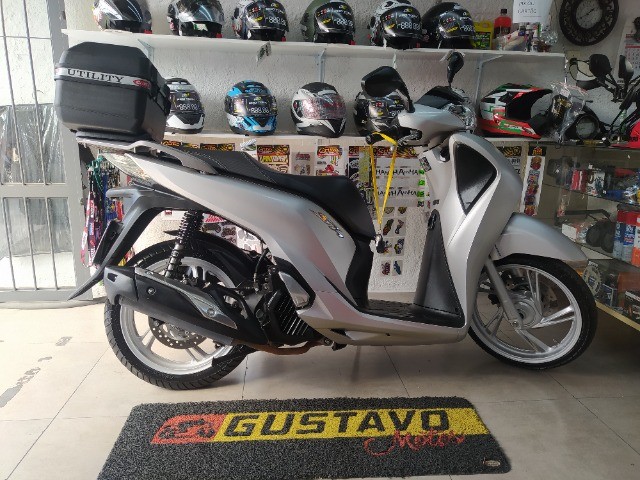 HONDA SH150, AUTOMÁTICA. 24 X 707 NO CARTÃO