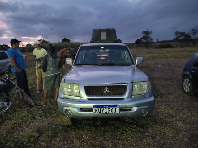 VENDO PAJERO TR4