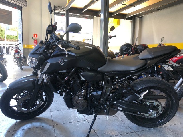 MT 07 ABS 2021 C/ 1.600 KMS