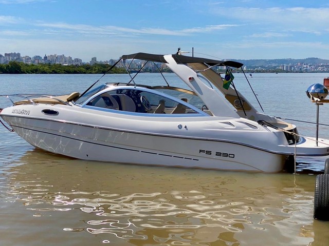 Lancha FS 230