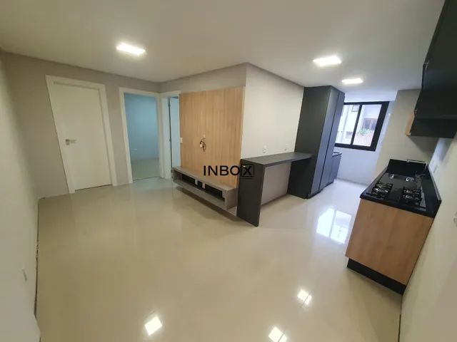 APARTAMENTO SEMIMOBILIADO DE 02 DORMITÓRIOS NO CENTRO DE BENTO GONÇALVES