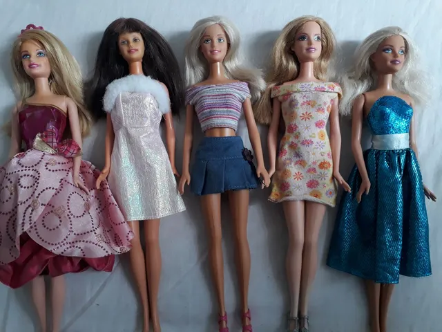 Escola de princesas barbie  +20 anúncios na OLX Brasil