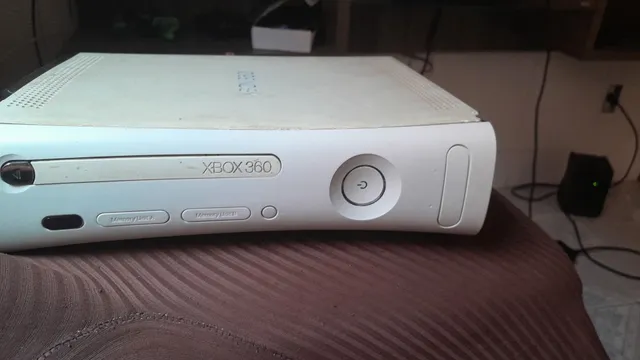 Xbox 360 Arcade Fat Branco Hd 2 Controles Exelentes Condições