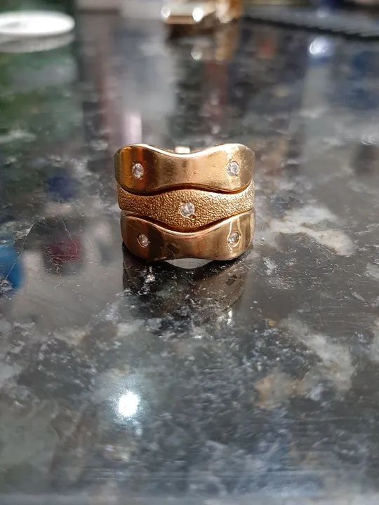 Anel triplo dourado com brilhante - Foto 5