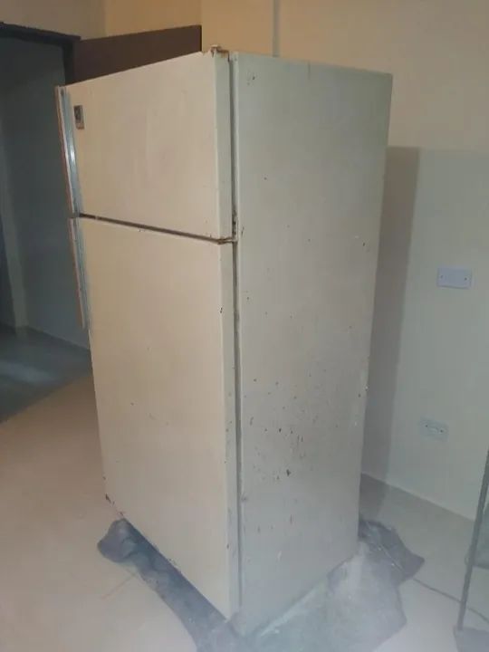 Geladeira em Aço Branco 168 cm x 76 cm x 73 cm - Foto 4