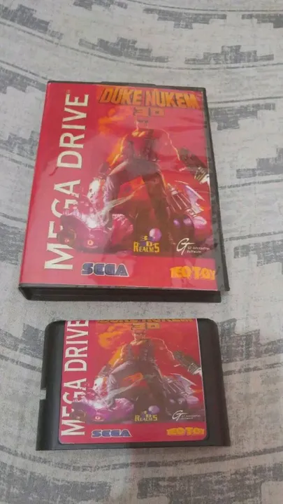 DUKE NUKEM 3D COM BOX 