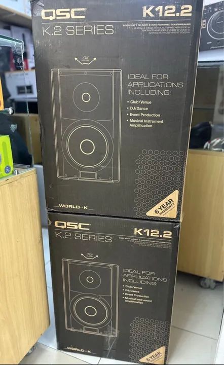 Caixa QSC k12.2 pronta entrega 