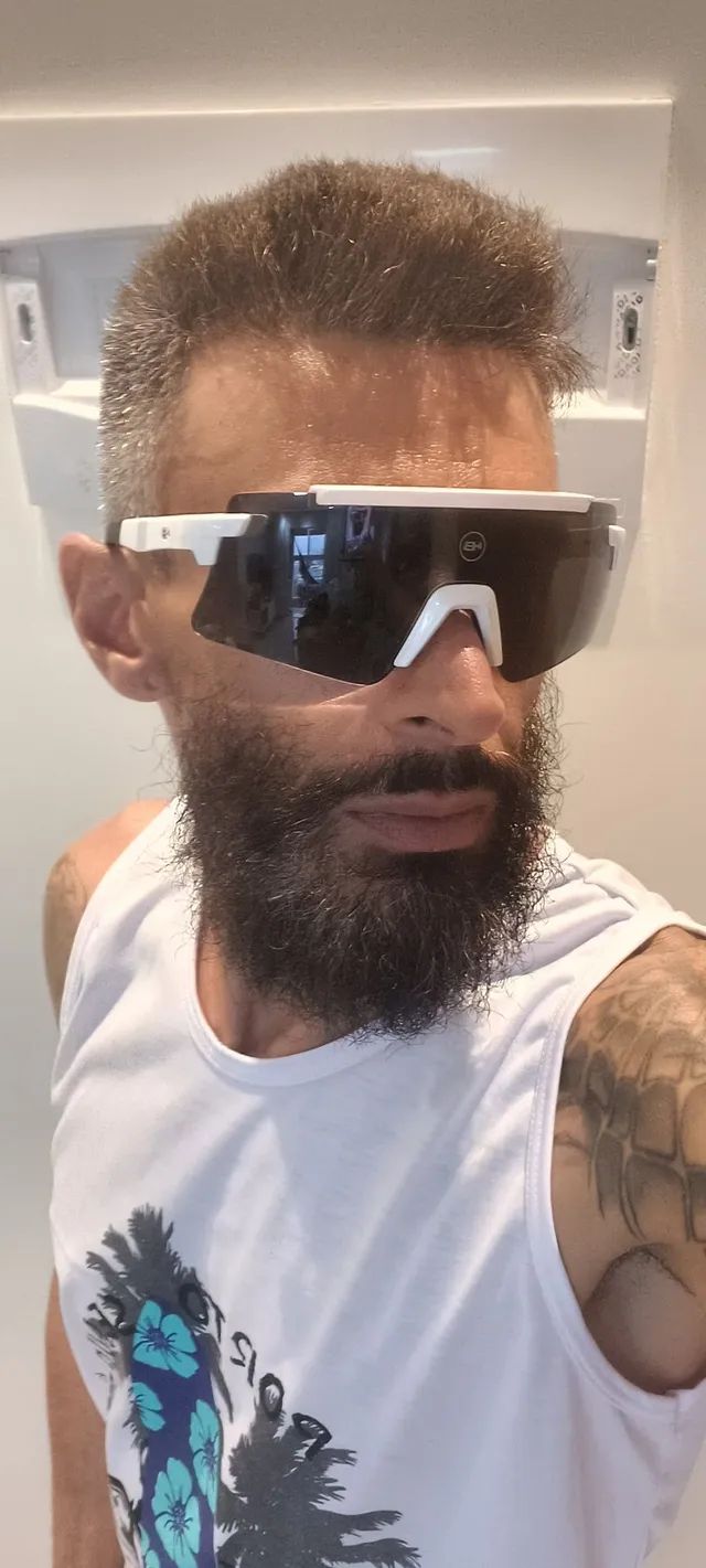 R$330,00 Óculos HB Apex Pearled White/Gray, novo sem uso
