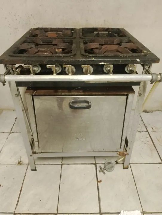 Fogão industrial 04 bocas com forno  - Foto 4